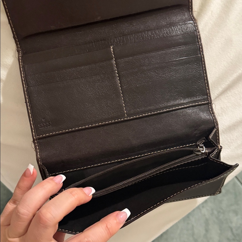Gucci Beige and Brown GG Canvas Continental Wallet with Gold Logo - Picture 7 of 9